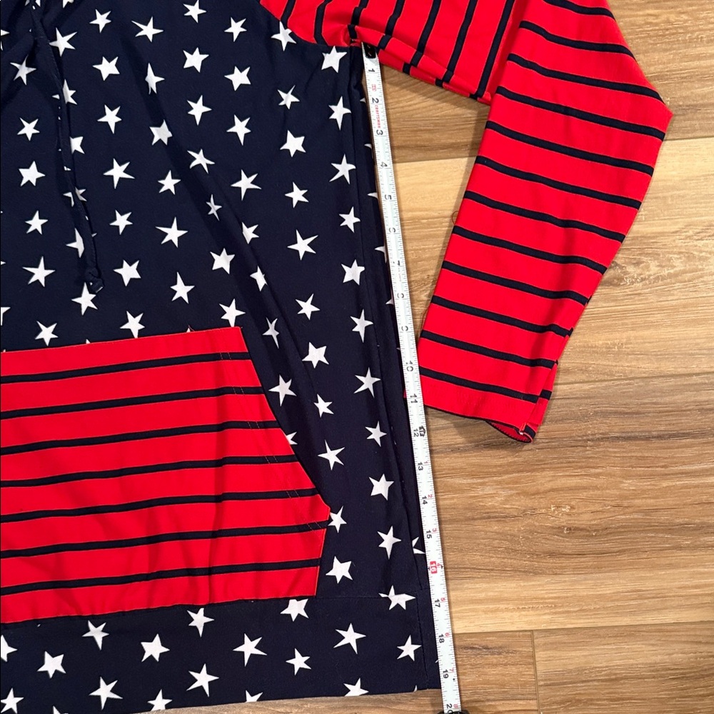 Simply Southern Red and Navy Star Hoodie - Picture 7 of 10